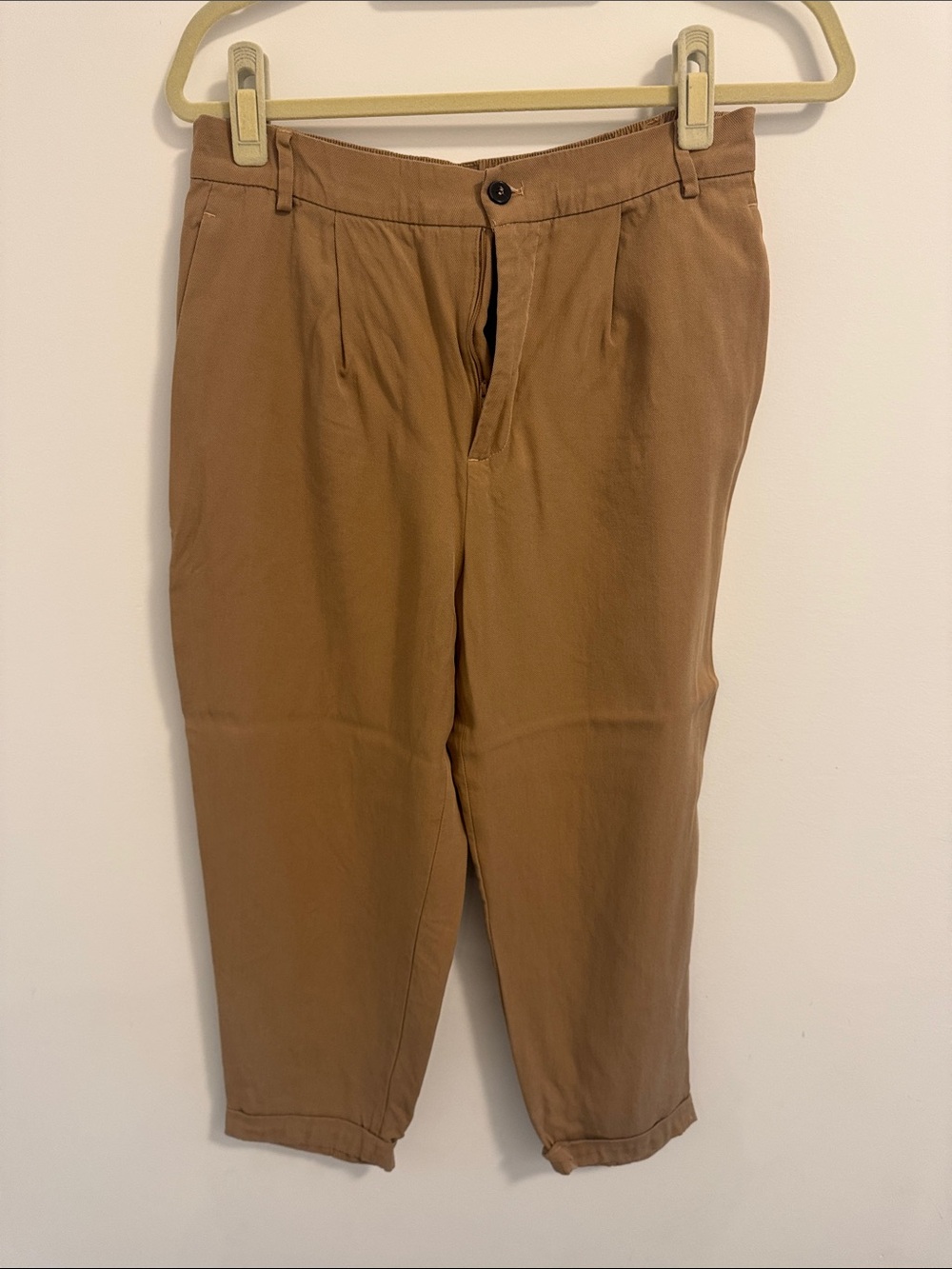 Zara Women's Cropped Tapered Pants in Brown